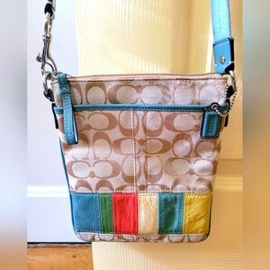 NWOT Authentic Coach Crossbody Zippered Purse
